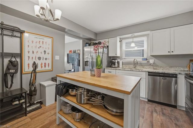 1663 Dylan DR, Virginia Beach, VA 23464