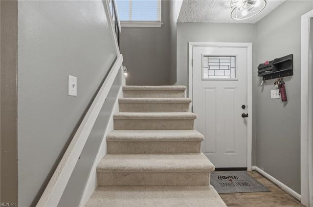 1663 Dylan DR, Virginia Beach, VA 23464