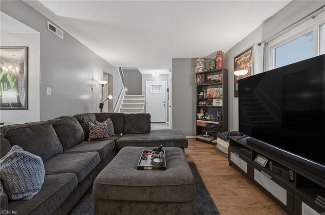 1663 Dylan DR, Virginia Beach, VA 23464