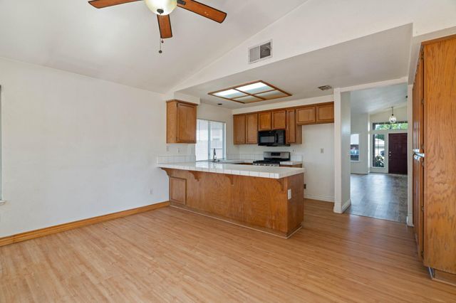 6427 Canyon Creek Way, Elk Grove, CA 95758