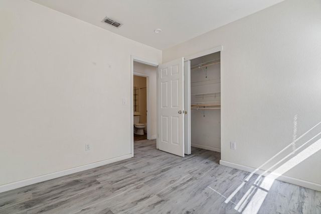 6427 Canyon Creek Way, Elk Grove, CA 95758