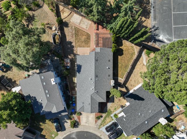 6427 Canyon Creek Way, Elk Grove, CA 95758