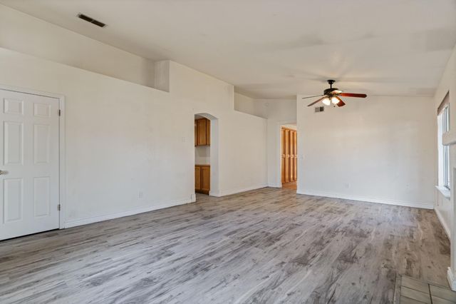 6427 Canyon Creek Way, Elk Grove, CA 95758