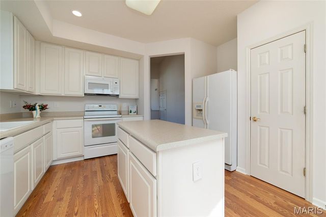 2091 Hawks Landing Drive, Lake St Louis, MO 63367