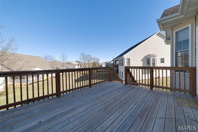 2091 Hawks Landing Drive, Lake St Louis, MO 63367