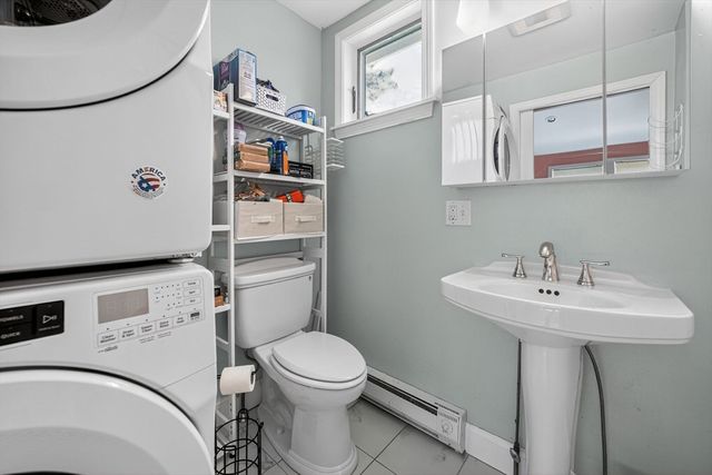 34 Andover St, Wilmington, MA 01887