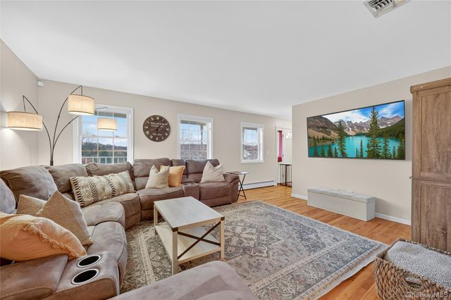 23 Pewter Circle, Chester, NY 10918