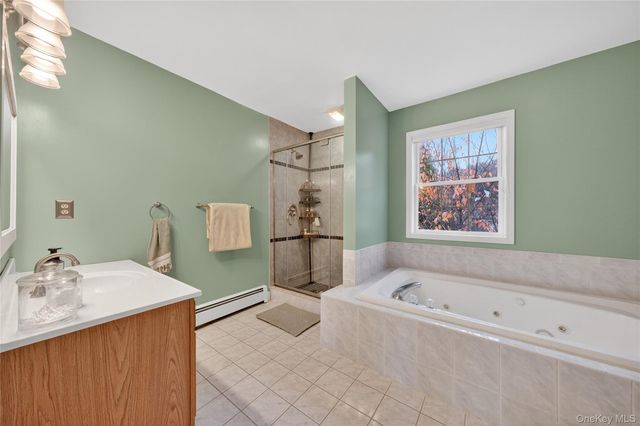 23 Pewter Circle, Chester, NY 10918