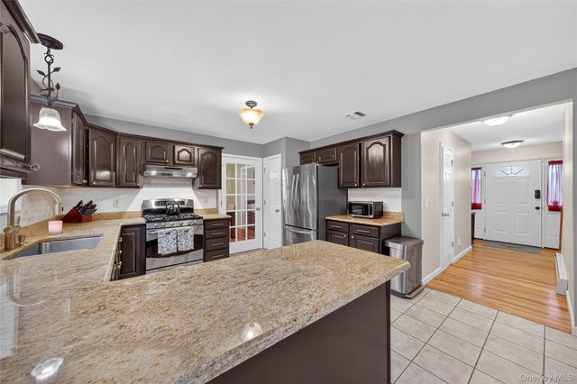 23 Pewter Circle, Chester, NY 10918