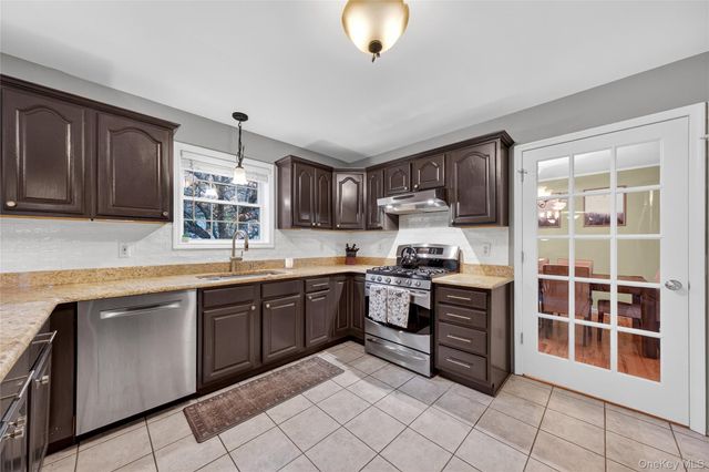 23 Pewter Circle, Chester, NY 10918