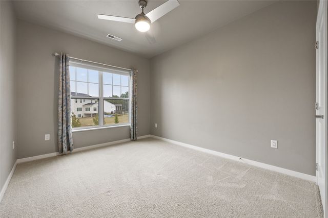 260 N Scott Boulevard 203, Iowa City, IA 52245