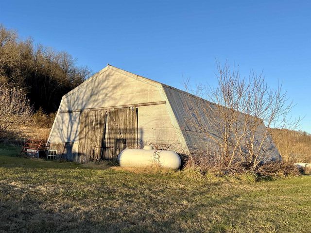 28302 Hwy 80, Richland Center, WI 53581