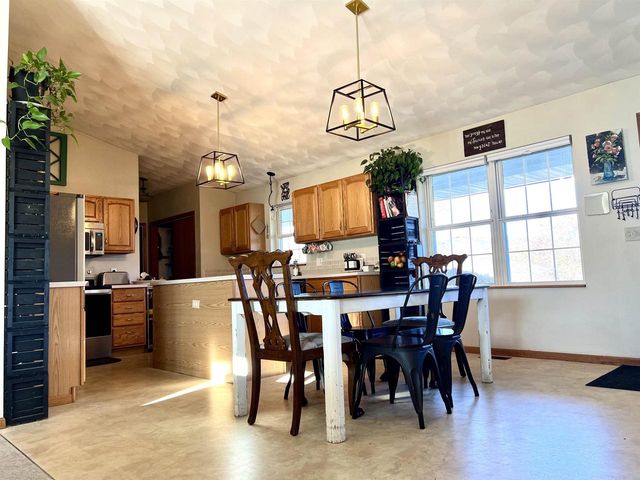 28302 Hwy 80, Richland Center, WI 53581