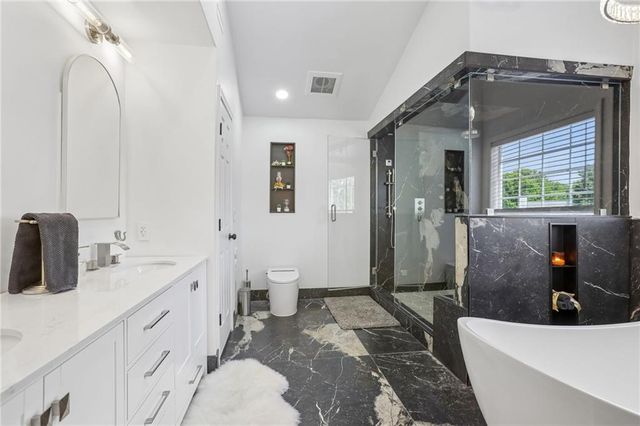 3129 Brookeview Lane NW, Kennesaw, GA 30152