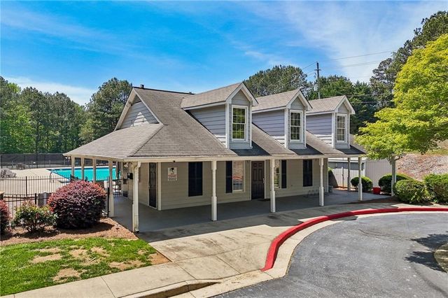 3129 Brookeview Lane NW, Kennesaw, GA 30152