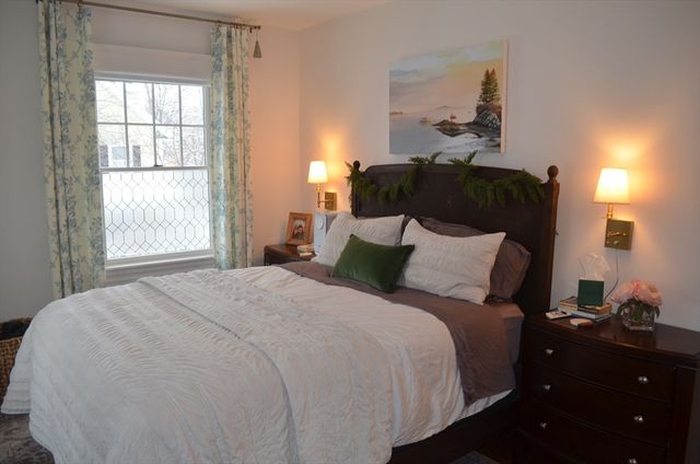 10 Berwick Rd, Lexington, MA 02420