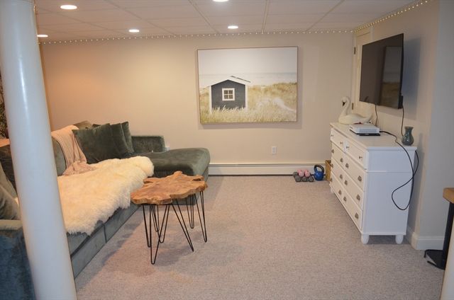 10 Berwick Rd, Lexington, MA 02420