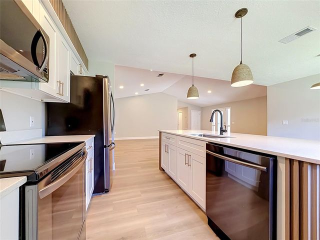 5685 E SHADY ACRES DRIVE, Inverness, FL 34453