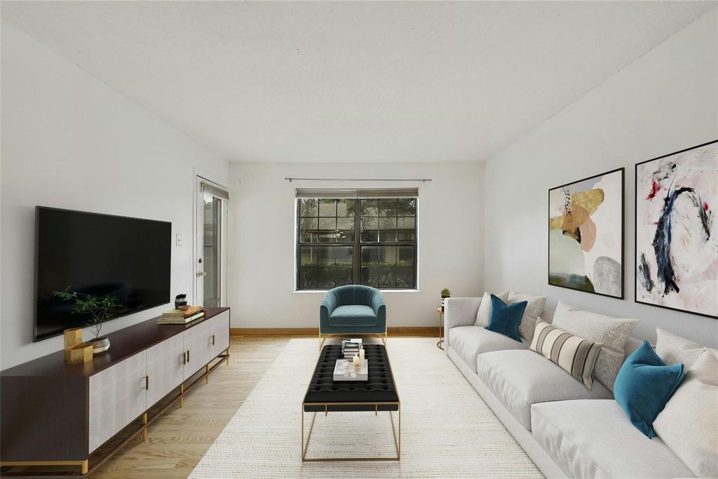 8210 Bent Tree RD 115, Austin, TX 78759