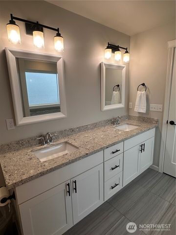 2309 33rd Court, Mount Vernon, WA 98273
