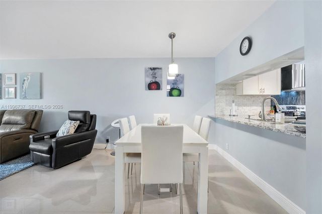 3503 Oaks Way 308, Pompano Beach, FL 33069