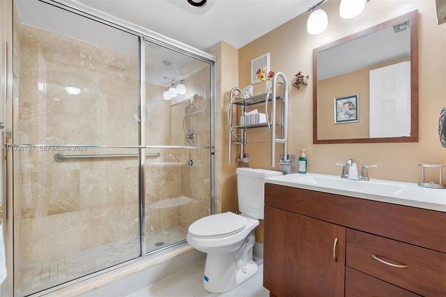 3503 Oaks Way 308, Pompano Beach, FL 33069