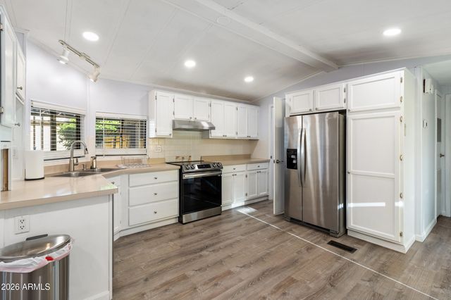 8103 E SOUTHERN Avenue 249, Mesa, AZ 85209