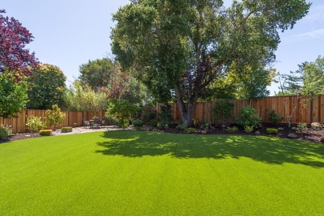 49 W Summit Drive, Redwood City, CA 94062
