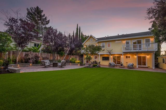 49 W Summit Drive, Redwood City, CA 94062