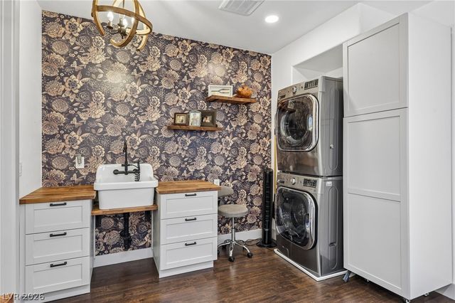 6343 Radiant Rapture Avenue, Las Vegas, NV 89131