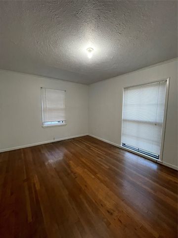 4133 Shelley Boulevard, Dallas, TX 75211