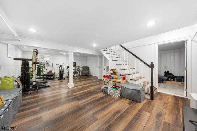 19 Robertson Rd, West Orange Twp., NJ 07052