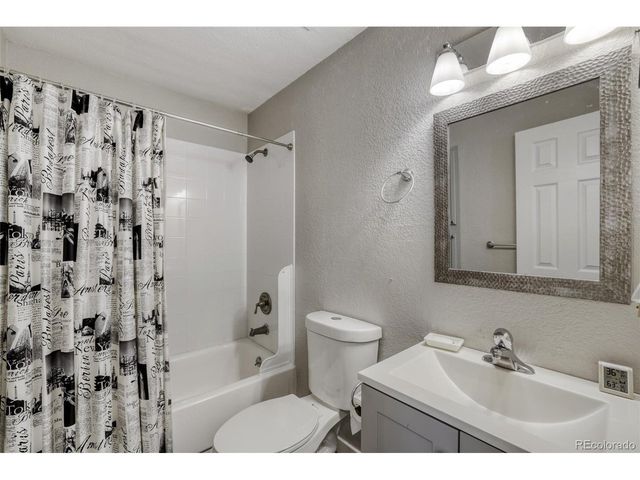 857 S Van Gordon Ct I204, Lakewood, CO 80228