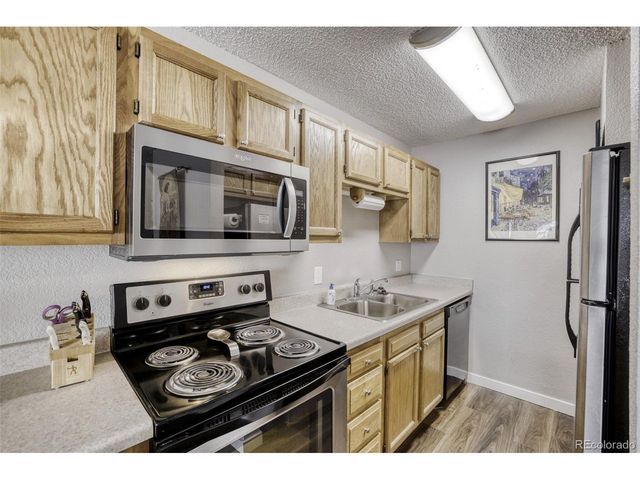 857 S Van Gordon Ct I204, Lakewood, CO 80228