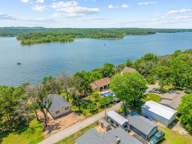 40 Bluff Lane, Shell Knob, MO 65747