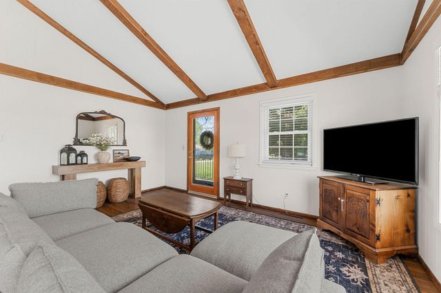 40 Bluff Lane, Shell Knob, MO 65747