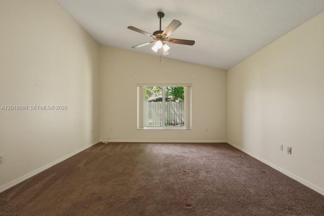 12511 NW 10th St, Sunrise, FL 33323