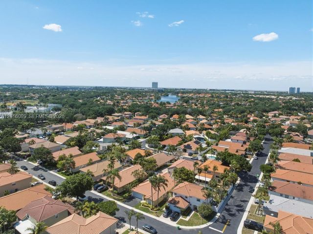 12511 NW 10th St, Sunrise, FL 33323