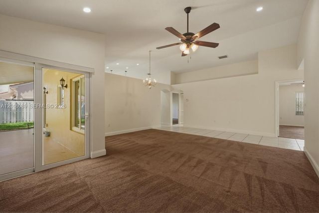 12511 NW 10th St, Sunrise, FL 33323