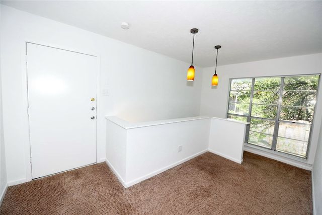 4317 Hartford Street 107, Dallas, TX 75219