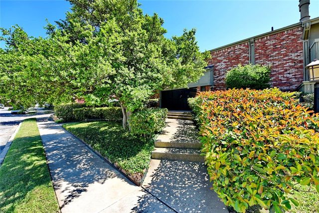 4317 Hartford Street 107, Dallas, TX 75219