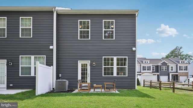 16 REAGAN DRIVE, Runnemede, NJ 08078