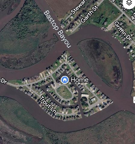 7 Flounder Circle, Freeport, TX 77541