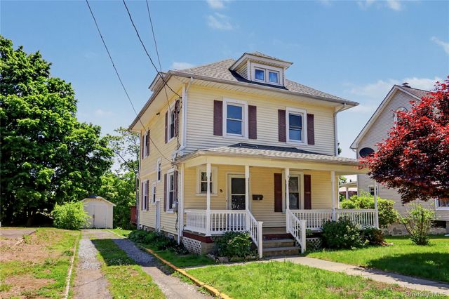 8 Eastview Avenue, Brewster, NY 10509