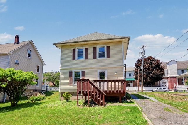 8 Eastview Avenue, Brewster, NY 10509