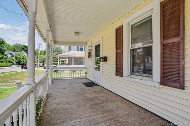 8 Eastview Avenue, Brewster, NY 10509