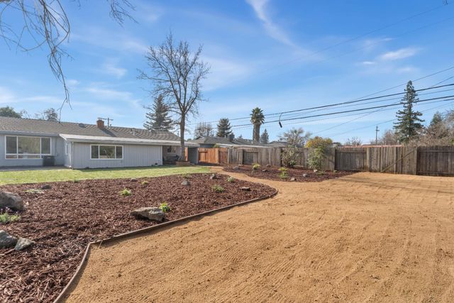 4317 Dennis Way, Sacramento, CA 95821