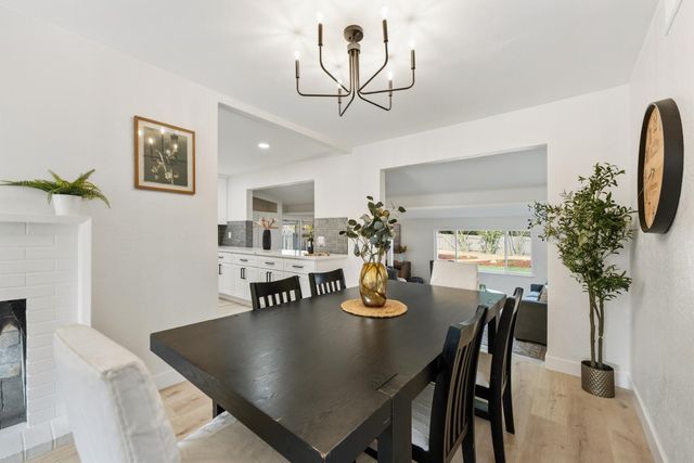 4317 Dennis Way, Sacramento, CA 95821