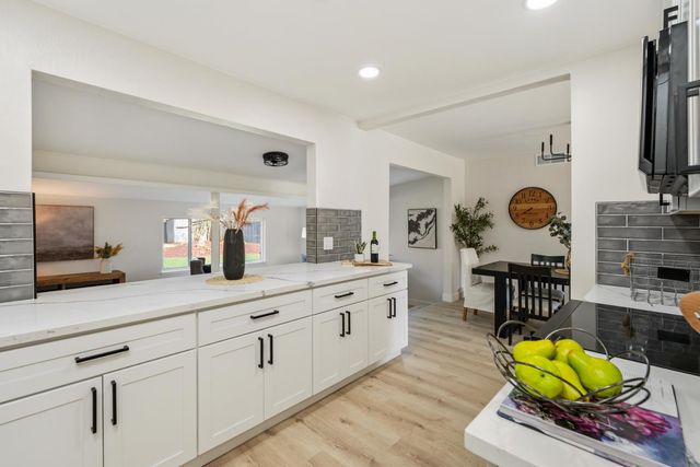 4317 Dennis Way, Sacramento, CA 95821