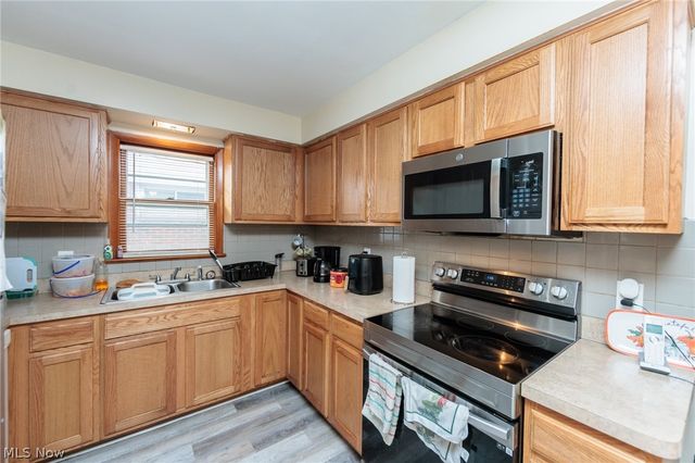 325 E 244th Street, Euclid, OH 44123